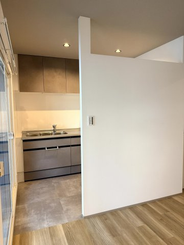 YKハイツ中崎の居間・リビング