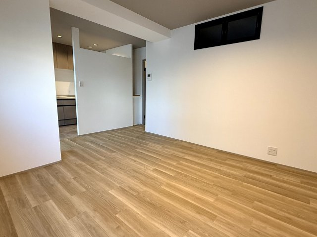 YKハイツ中崎の居間・リビング