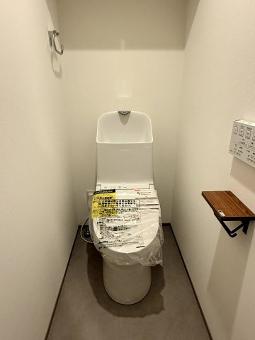 YKハイツ中崎のトイレ