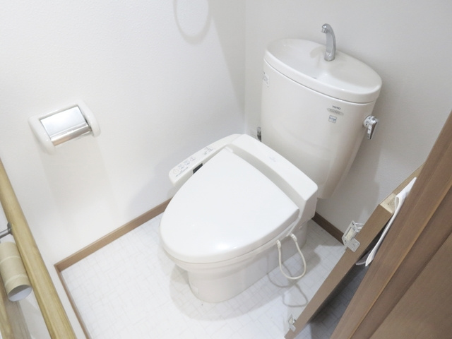 アンビロンＭのトイレ|ウォシュレット付きトイレ。