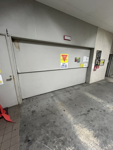 フェニックス日本橋高津の駐車場