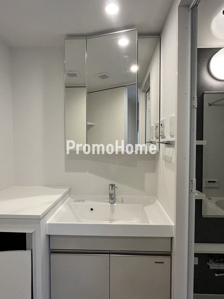 アーバネックス浅草橋Frontのエントランス