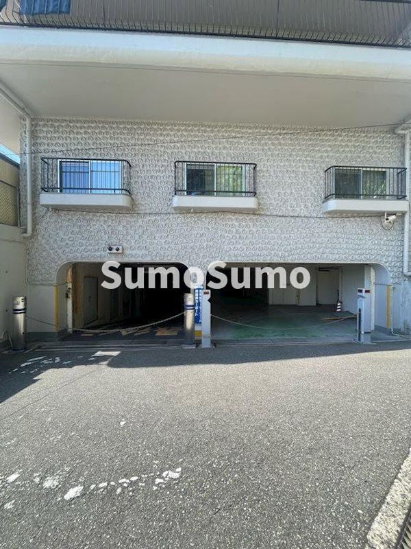 シャトードメール須磨の駐車場|駐車場があります