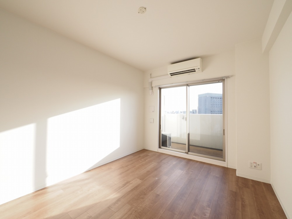 ディクス福島レジデンスの居間・リビング