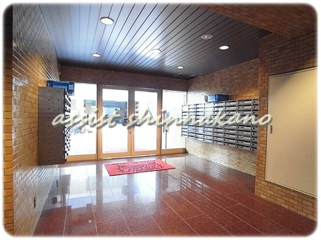 ライオンズマンション西新宿第7のロビー