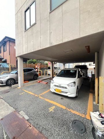 シティーホームズ魚崎の駐車場