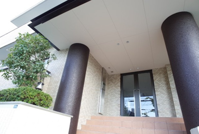 【エントランス】 | ロイヤルメゾン岡本