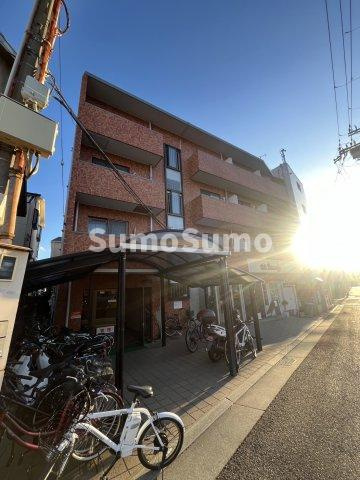 フルール岡本の外観