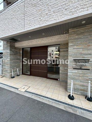 スプランディッド難波Ⅱのエントランス