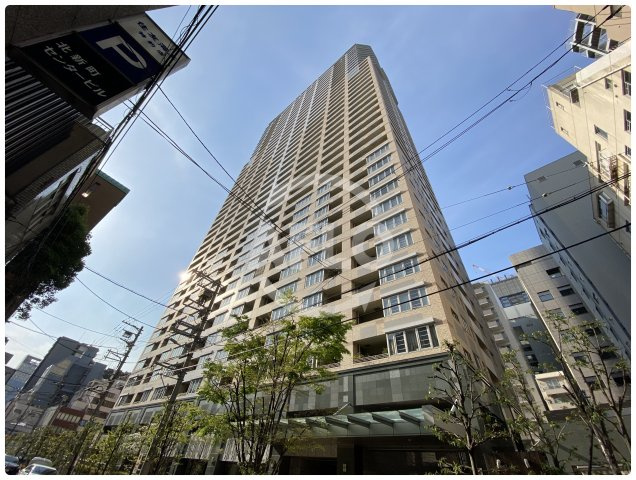 ビオール大阪大手前タワーの外観|ビオール大阪大手前タワー　外観