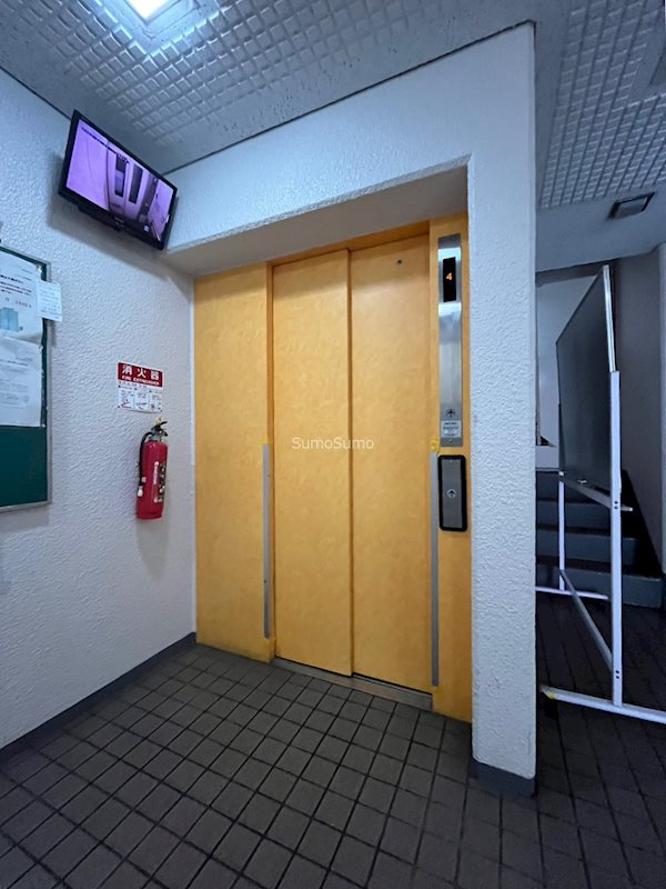 シティコープ谷町のロビー