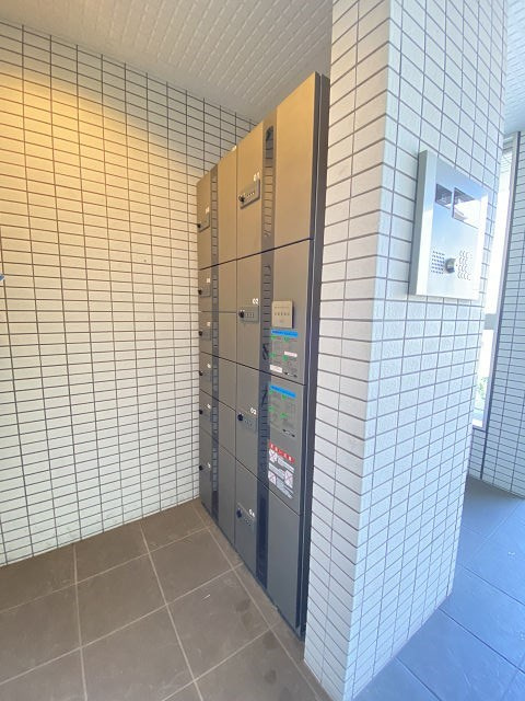 シャトーパルモア阪急六甲の外観