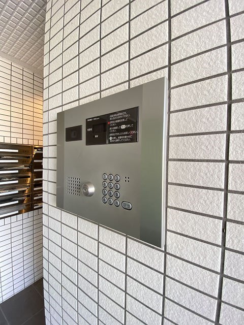 シャトーパルモア阪急六甲の外観