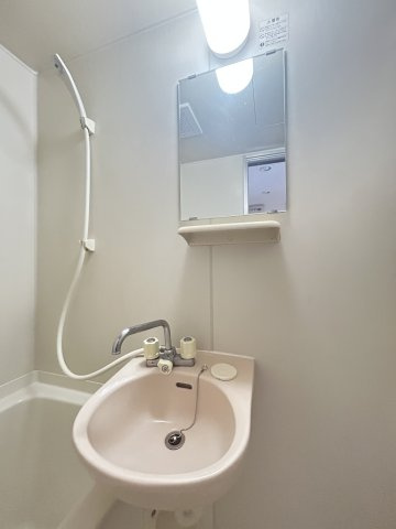 シティコート二宮の洗面所