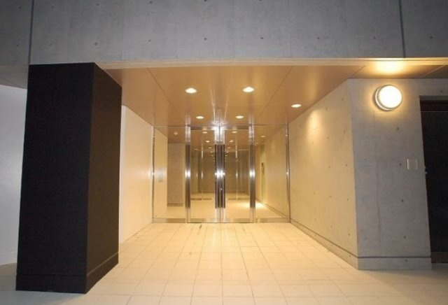 グランドコンシェルジュ立川のロビー
