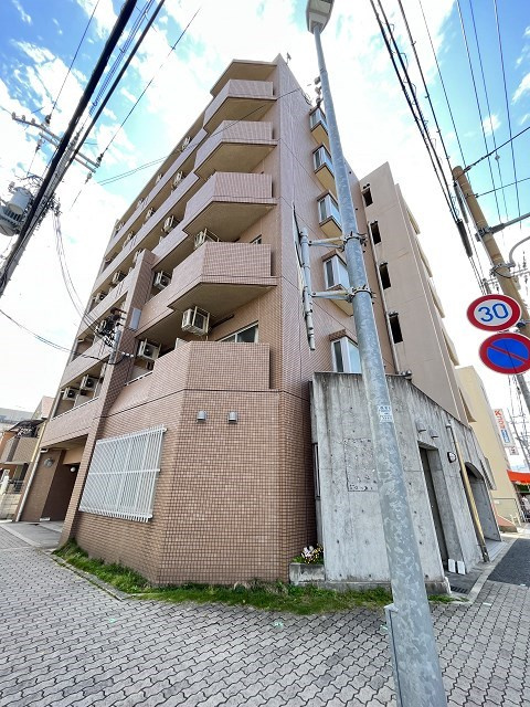 フレースヴィルの外観