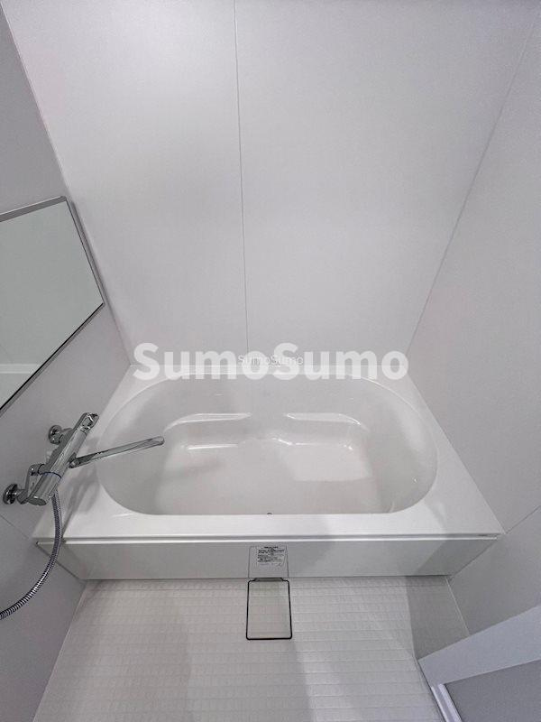 スプランディッド難波キャトルの浴室|きれいなお風呂です