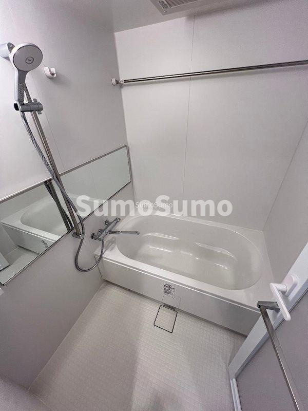 スプランディッド難波キャトルの浴室|ゆったり過ごせるお風呂です