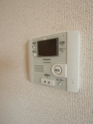 【セキュリティ】 | ヴラウニーメゾン・リラ | TVインターホン