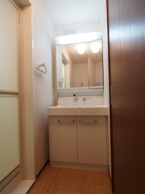 【独立洗面台】 | ヴラウニーメゾン・リラ