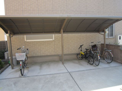 【その他共用部分】 | ヴラウニーメゾン・リラ | 駐輪場