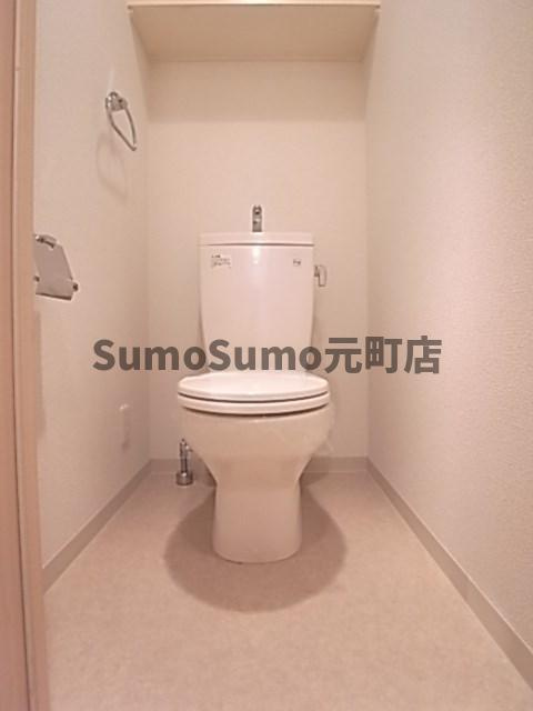 プレサンス三宮花時計前のトイレ