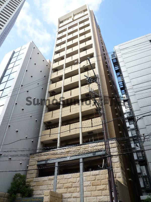 プレサンス三宮花時計前の外観