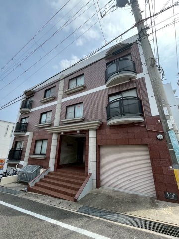 シャルマンコート西宮の外観