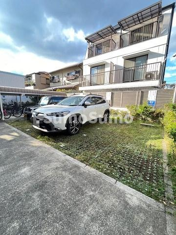 シティライフ夙川の駐車場