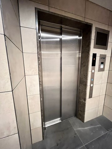 プレサンスロジェ西宮北口門前町テラスの外観