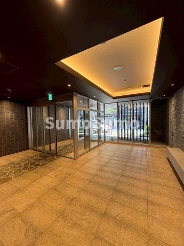 スワンズシティ谷町モデルノのロビー