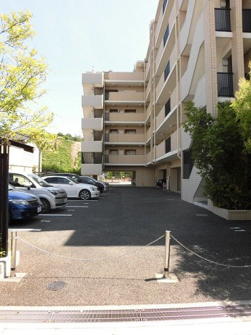 フルール西宮北口の外観