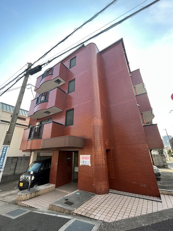 シャトー春日野の外観