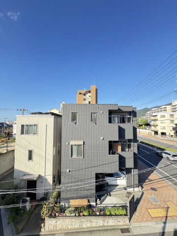 シャルマン・ラ・エリカの展望