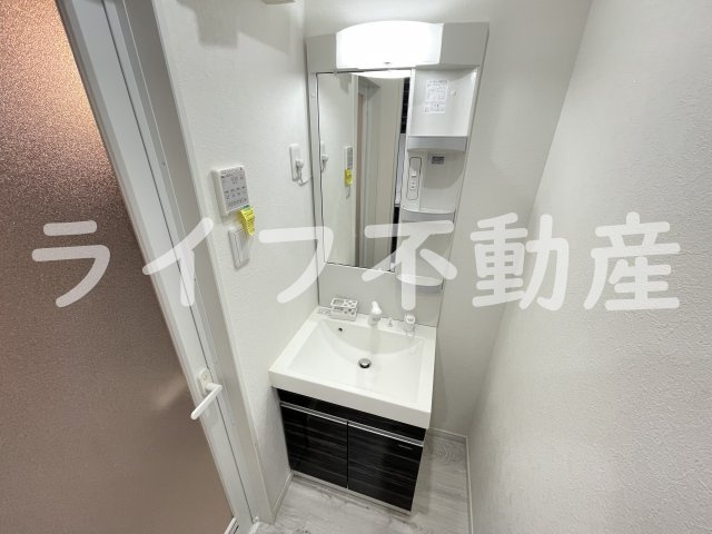 リアライズ布施駅前の独立洗面台|独立洗面台で身支度をすべて済ませてしまいましょう