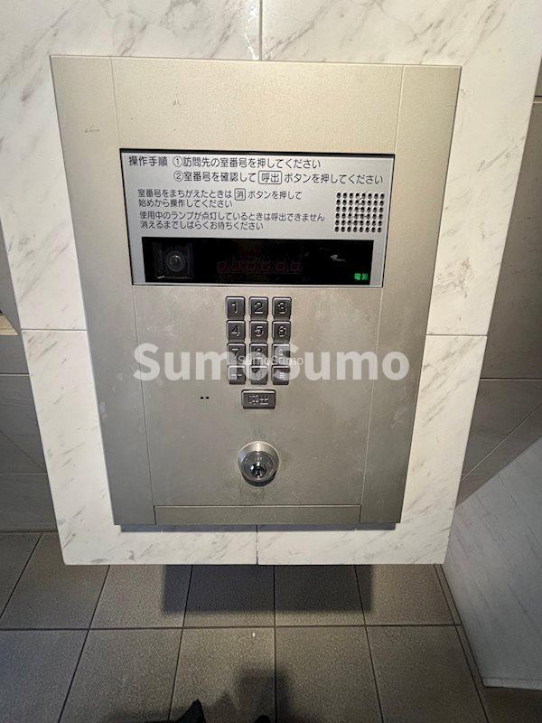 プレサンスNEO心斎橋の外観