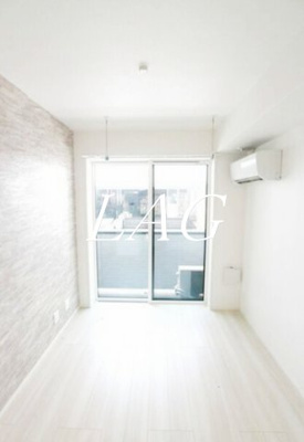 【居間・リビング】 | ウィステリア島津山 | 洋室のお部屋です。