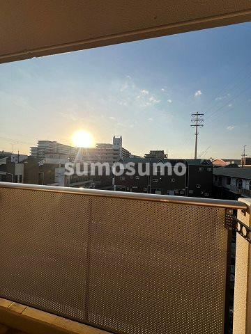 シャーメゾン燦燦 東館の展望