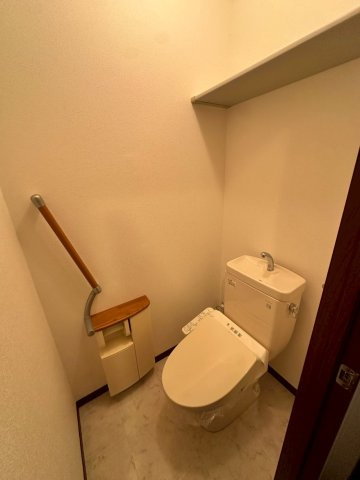 シャーメゾン豊楽Aのトイレ