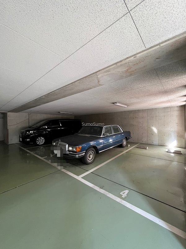 シャトー本町の駐車場|駐車場です