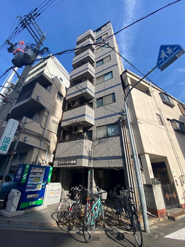 シティハイツ浪速の外観|落ち着いた雰囲気の外観です