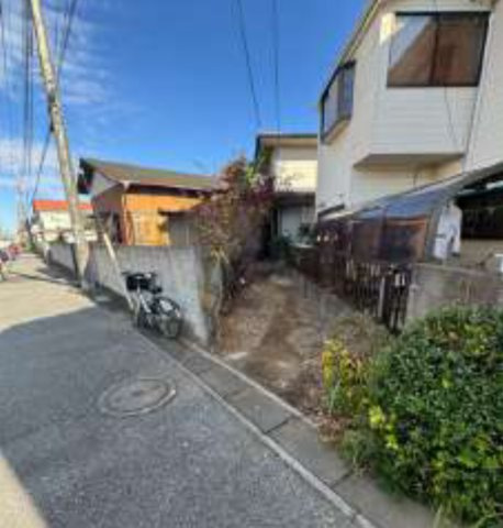 中古戸建　柏市常盤台の前面道路含む現地写真