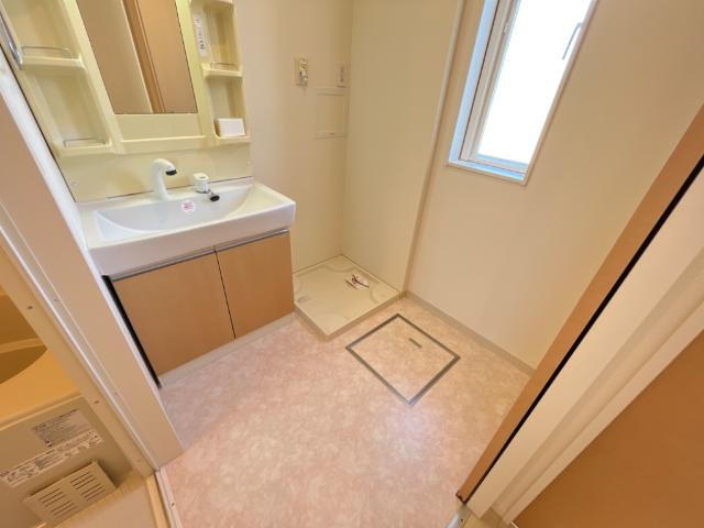 Ｍａｊｅｓｔｉｃ　ｇａｒｄｅｎの洗面所|洗面脱衣所