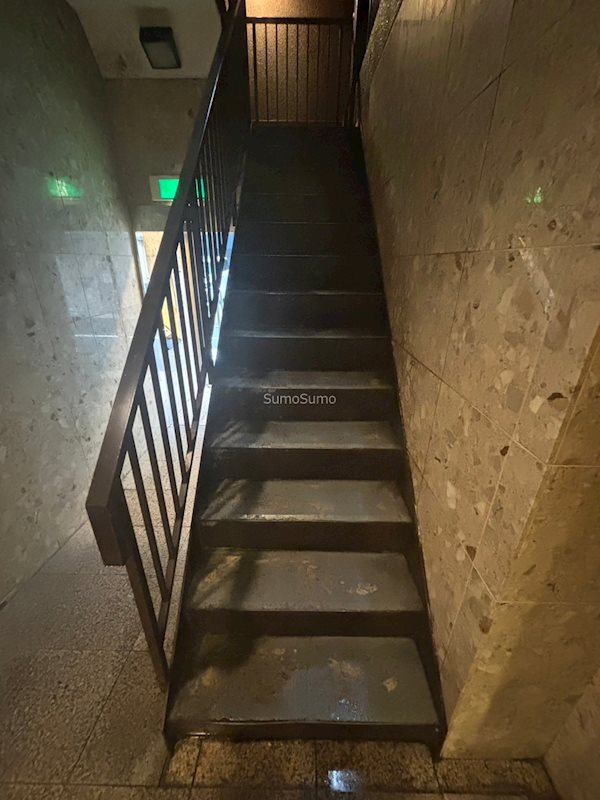 プレール新町のロビー