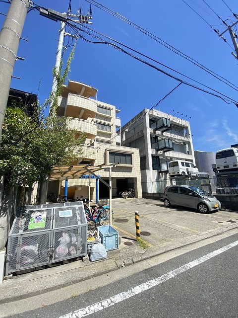 ディア夙川の外観