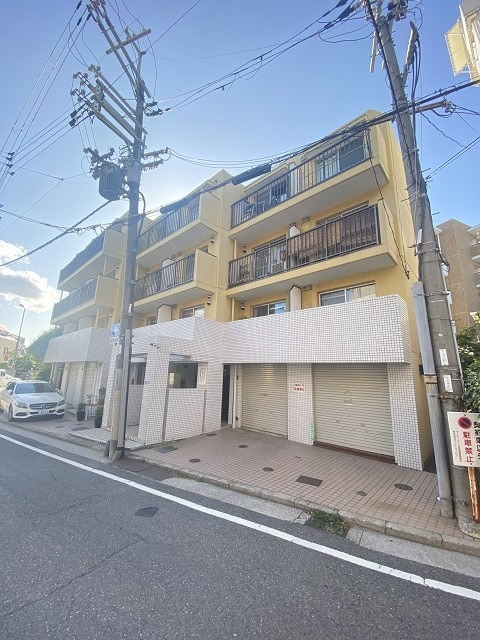 ダイドーメゾン苦楽園の外観