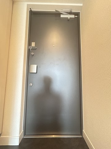 プレサンス三宮フラワーロードの玄関
