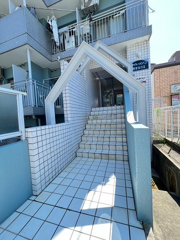 ダイドーメゾン西宮北口Ⅹの外観