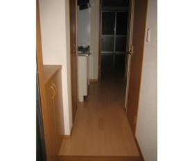 リヴェール市川Ｃ棟の玄関