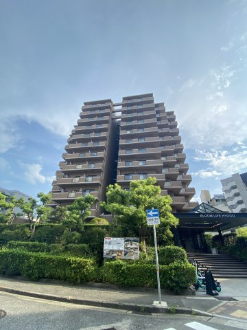 ブルームライフ兵庫の外観|外観は落ち着いています